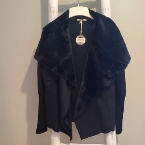 Black Light Weight, Jacket/sweater. Faux Fur Collar. Size Small. New With Tags